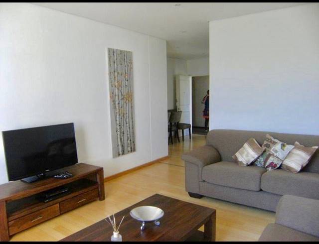 1 BEDROOM PROPERTY TO RENT IN SANDHURST